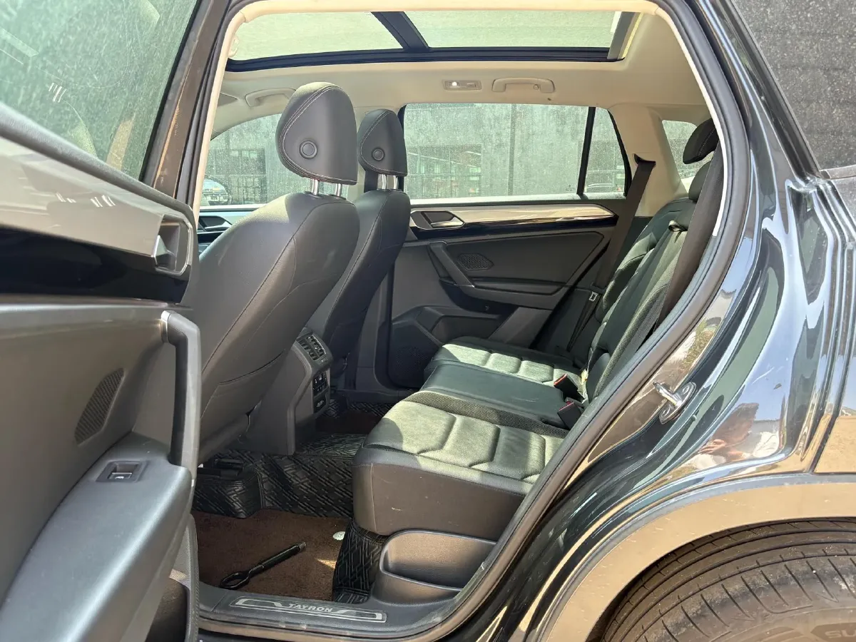 2020 Volkswagen Tayron 2.0T 186HP L4 7DCT,autocango,china used car exporter,china ev exporter,chinese used car exporter,chinese used ev exporter