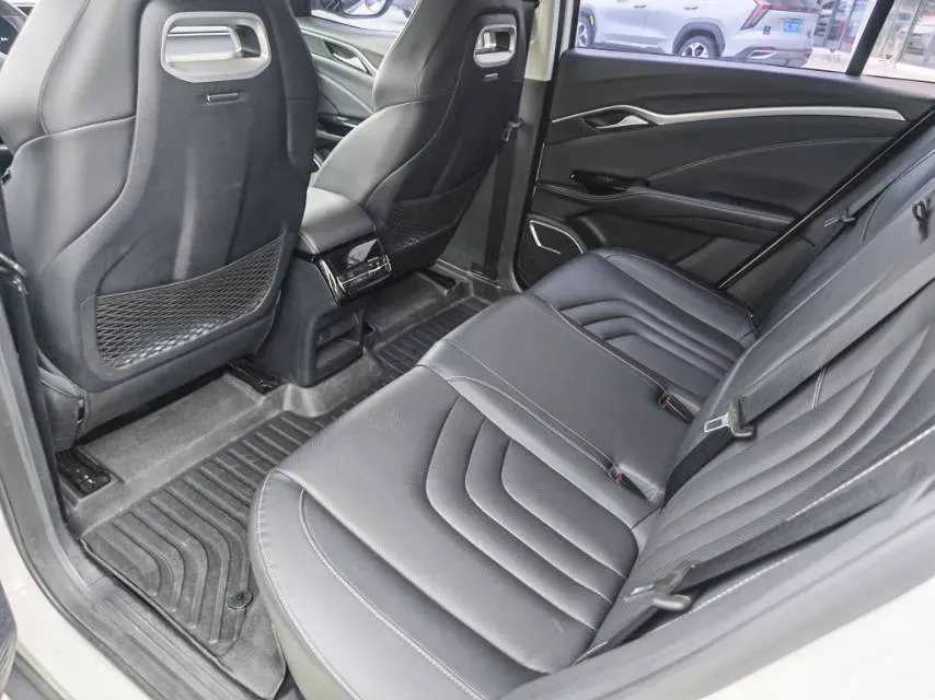 2021 Roewe RX5 1.5T 181HP L4 7DCT,autocango,china used car exporter,china ev exporter,chinese used car exporter,chinese used ev exporter