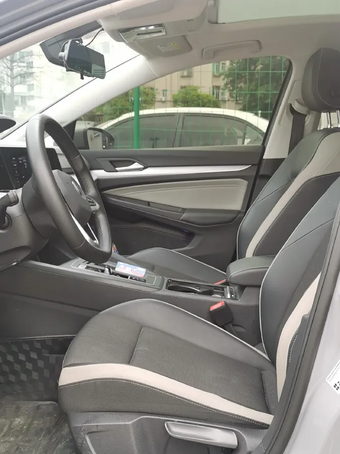 2023 Volkswagen Golf 1.4T 150HP L4 7DCT,autocango,china used car exporter,china ev exporter,chinese used car exporter,chinese used ev exporter