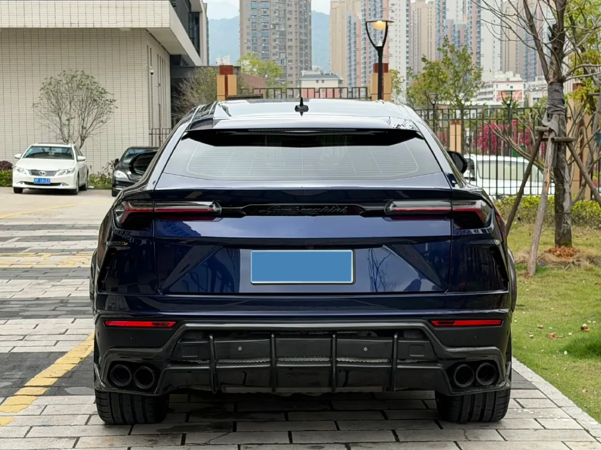 2021 Lamborghini Urus 4.0T 641HP V8 8AT,autocango,china used car exporter,china ev exporter,chinese used car exporter,chinese used ev exporter
