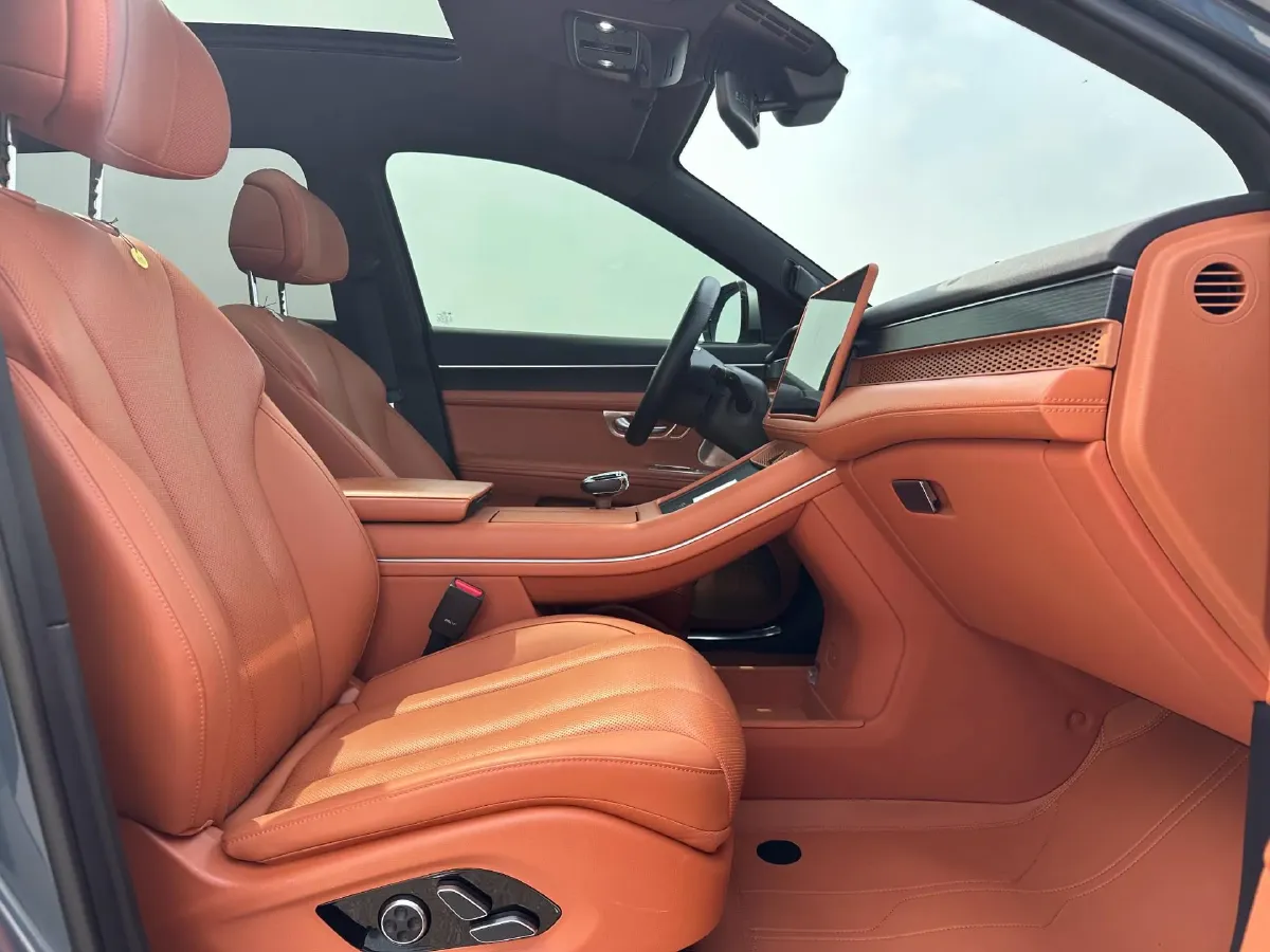 2024 AITO AITO M7 1.5T 152HP L4 REEV 42KWH,autocango,china used car exporter,china ev exporter,chinese used car exporter,chinese used ev exporter