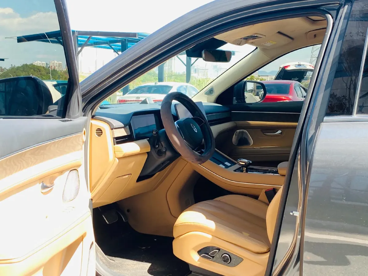 2022 Volvo S60 2.0T 197HP L4 8AT,autocango,china used car exporter,china ev exporter,chinese used car exporter,chinese used ev exporter