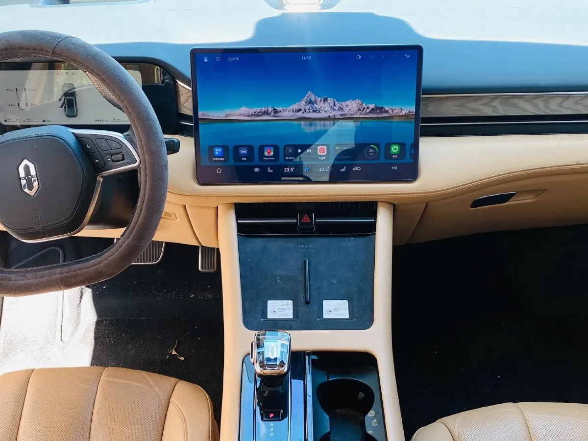 2022 Volvo S60 2.0T 197HP L4 8AT,autocango,china used car exporter,china ev exporter,chinese used car exporter,chinese used ev exporter