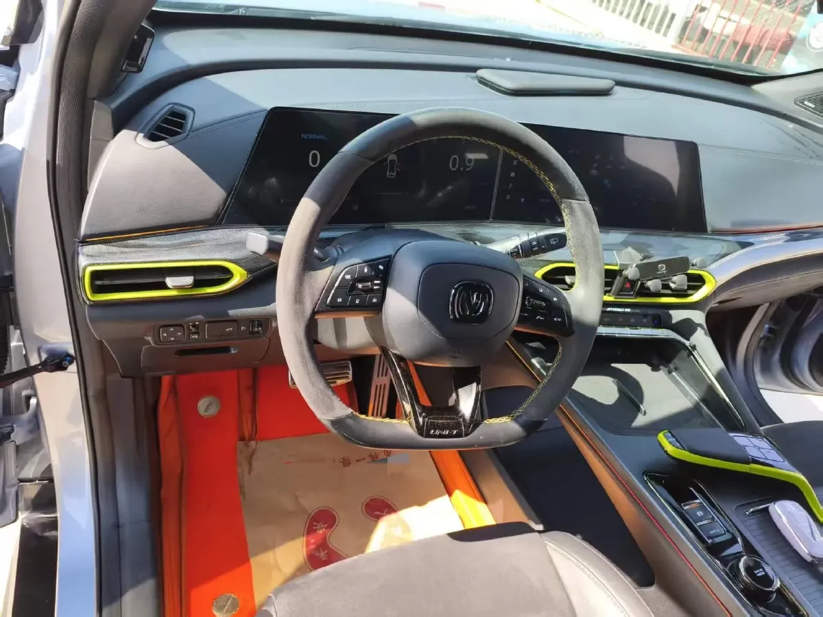 2022 ChangAn UNI-T 1.5T 188HP L4 7DCT,autocango,china used car exporter,china ev exporter,chinese used car exporter,chinese used ev exporter