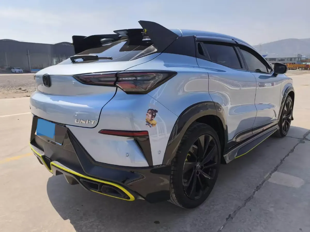 2022 ChangAn UNI-T 1.5T 188HP L4 7DCT,autocango,china used car exporter,china ev exporter,chinese used car exporter,chinese used ev exporter