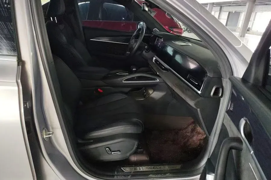 2024 Geely Monjaro 2.0T 238HP L4 8AT,autocango,china used car exporter,china ev exporter,chinese used car exporter,chinese used ev exporter