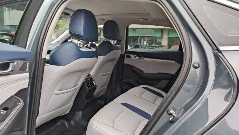 2023 Geely Preface 2.0T 190HP L4 7DCT,autocango,china used car exporter,china ev exporter,chinese used car exporter,chinese used ev exporter