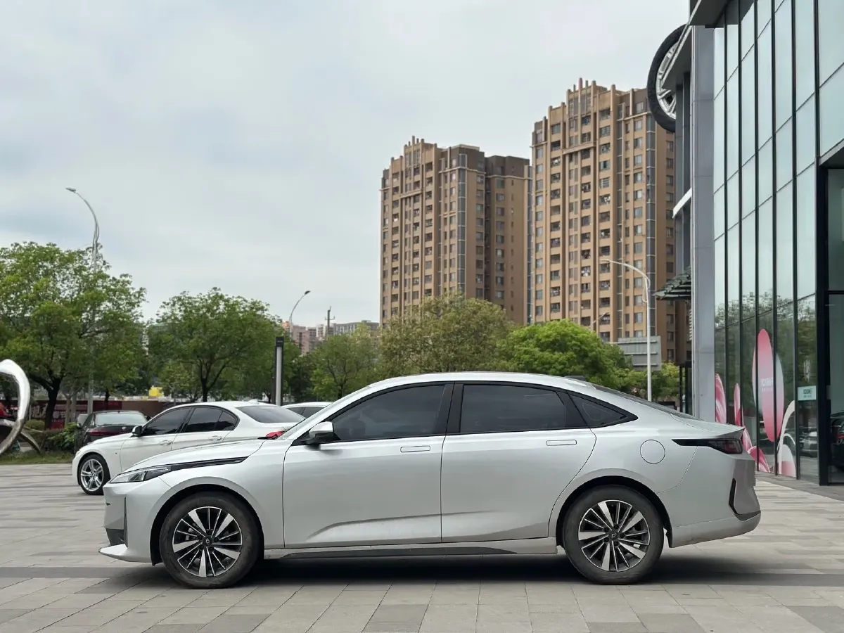 2024 ChangAn QiYuan A05 1.5L 110HP L4 E-CVT PHEV 9.07KWH,autocango,china used car exporter,china ev exporter,chinese used car exporter,chinese used ev exporter