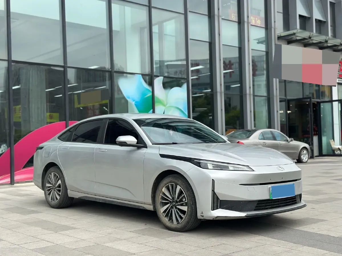 2024 ChangAn QiYuan A05 1.5L 110HP L4 E-CVT PHEV 9.07KWH,autocango,china used car exporter,china ev exporter,chinese used car exporter,chinese used ev exporter