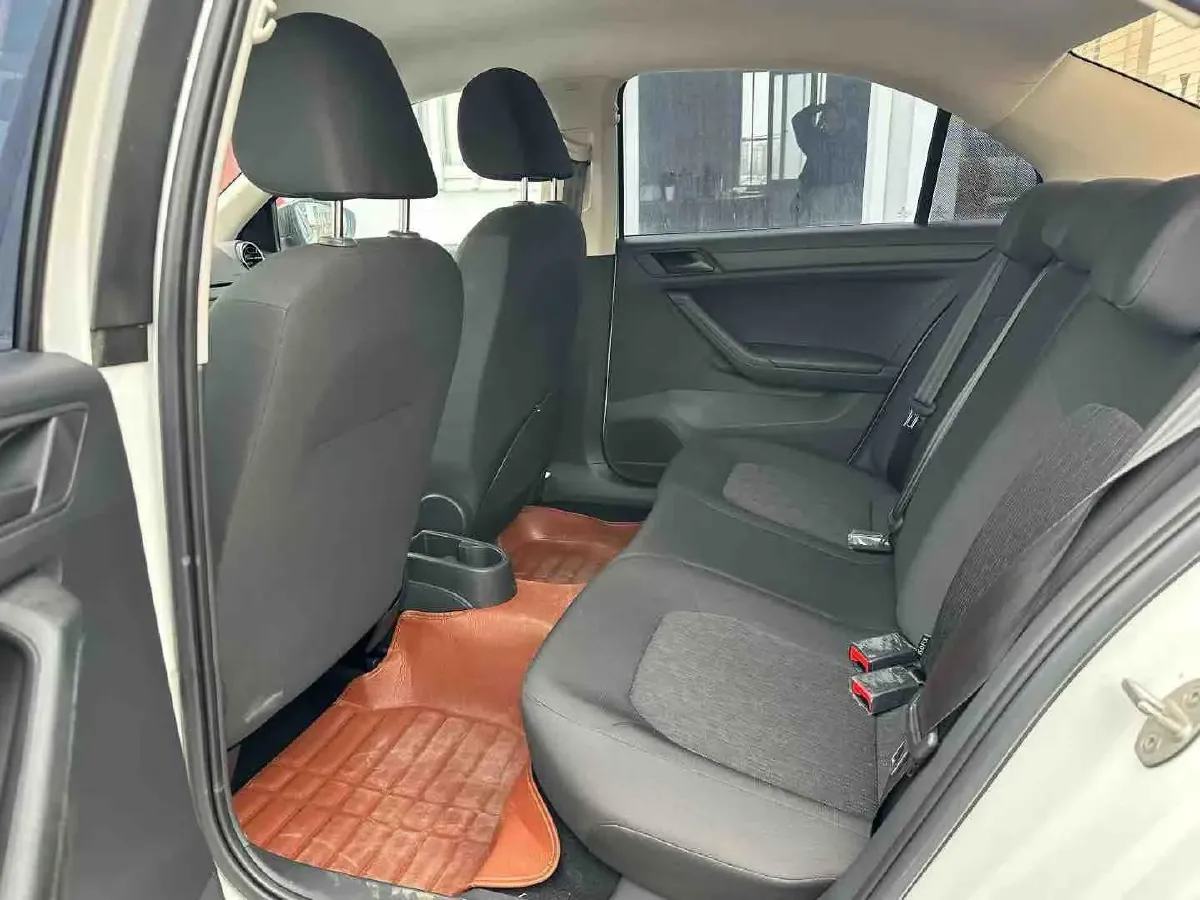 2021 Jetta VA3 1.5L 112HP L4 5MT,autocango,china used car exporter,china ev exporter,chinese used car exporter,chinese used ev exporter