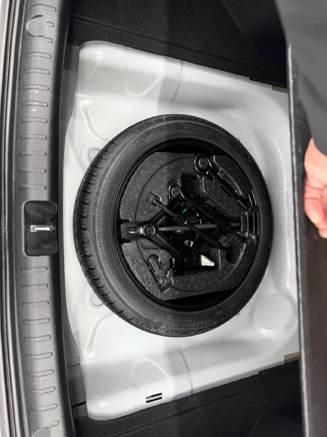 2023 Geely Emgrand 1.5L 127HP L4 CVT,autocango,china used car exporter,china ev exporter,chinese used car exporter,chinese used ev exporter