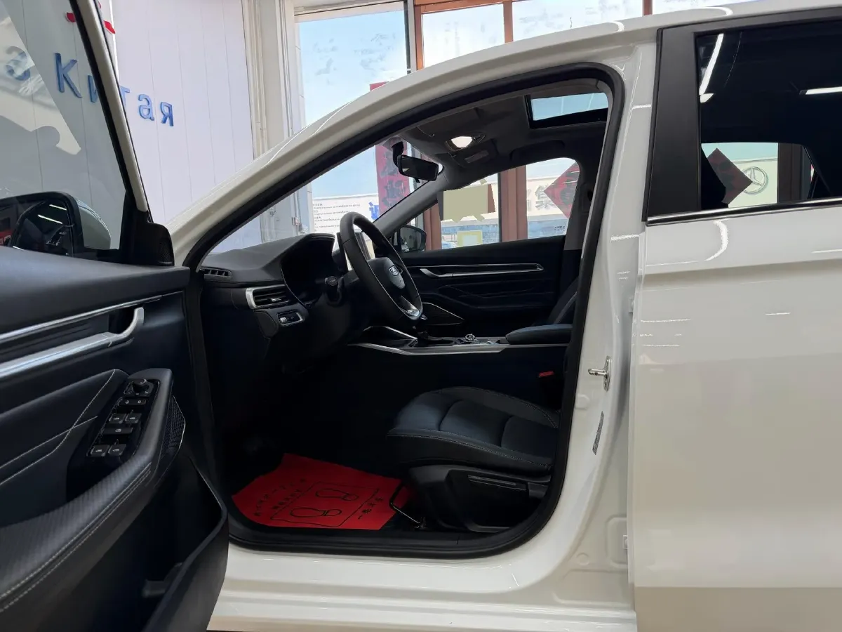 2023 Geely Emgrand 1.5L 127HP L4 CVT,autocango,china used car exporter,china ev exporter,chinese used car exporter,chinese used ev exporter