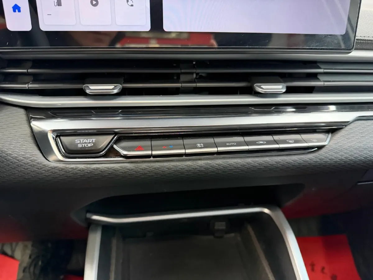 2023 Geely Emgrand 1.5L 127HP L4 CVT,autocango,china used car exporter,china ev exporter,chinese used car exporter,chinese used ev exporter