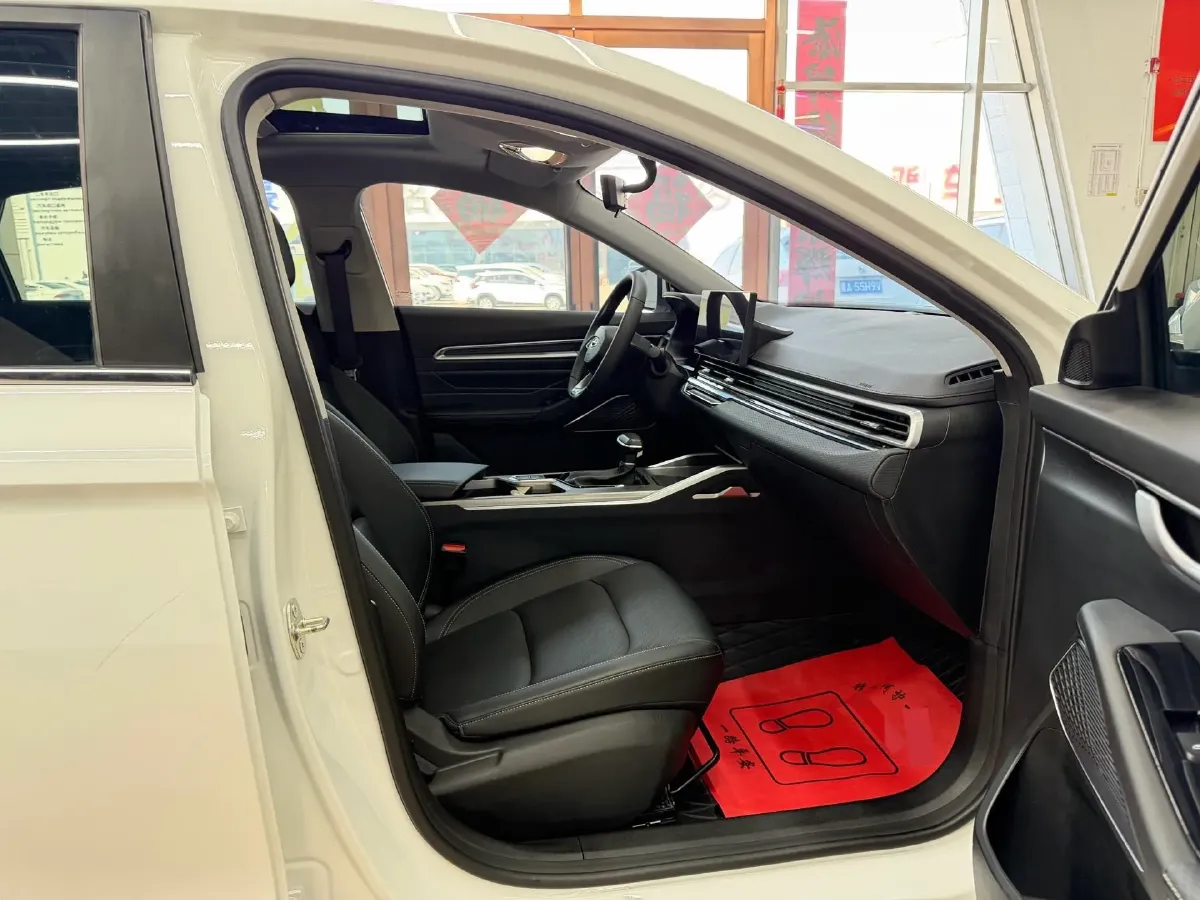 2023 Geely Emgrand 1.5L 127HP L4 CVT,autocango,china used car exporter,china ev exporter,chinese used car exporter,chinese used ev exporter