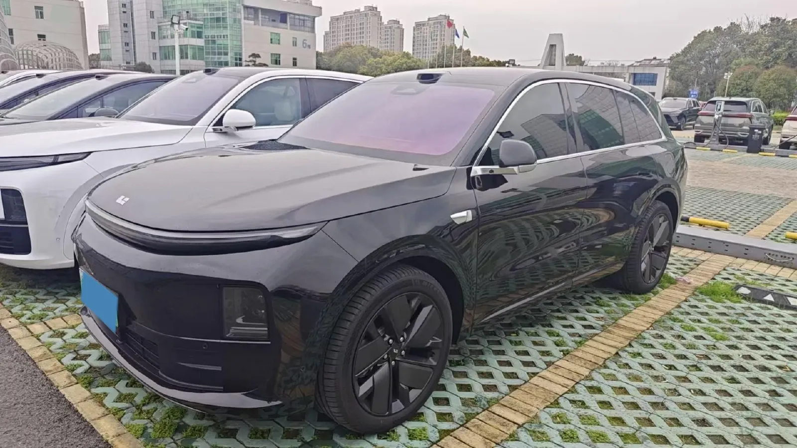 2025 Li L6 Range Extended 154HP L4 REEV,autocango,china used car exporter,china ev exporter,chinese used car exporter,chinese used ev exporter