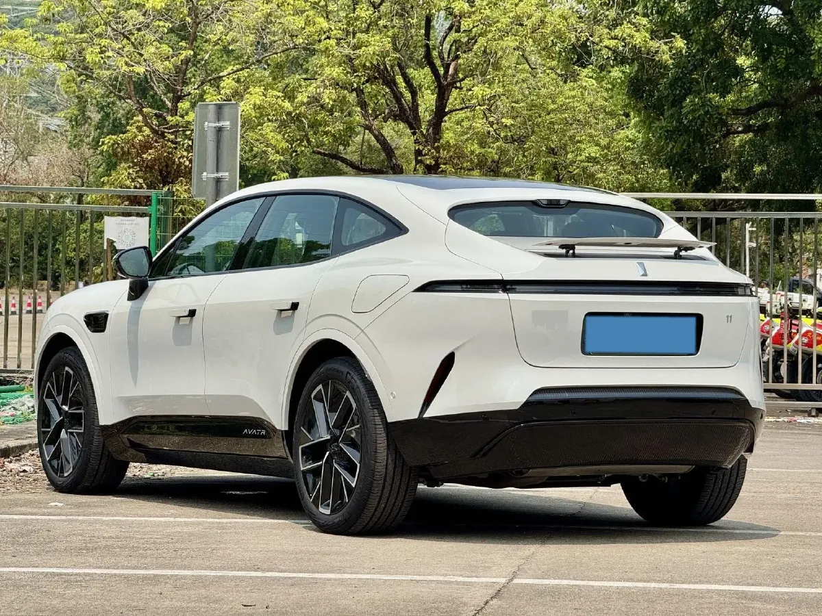 2025 Avatr 11 1.5T 156HP L4 REEV 39.05KWH,autocango,china used car exporter,china ev exporter,chinese used car exporter,chinese used ev exporter