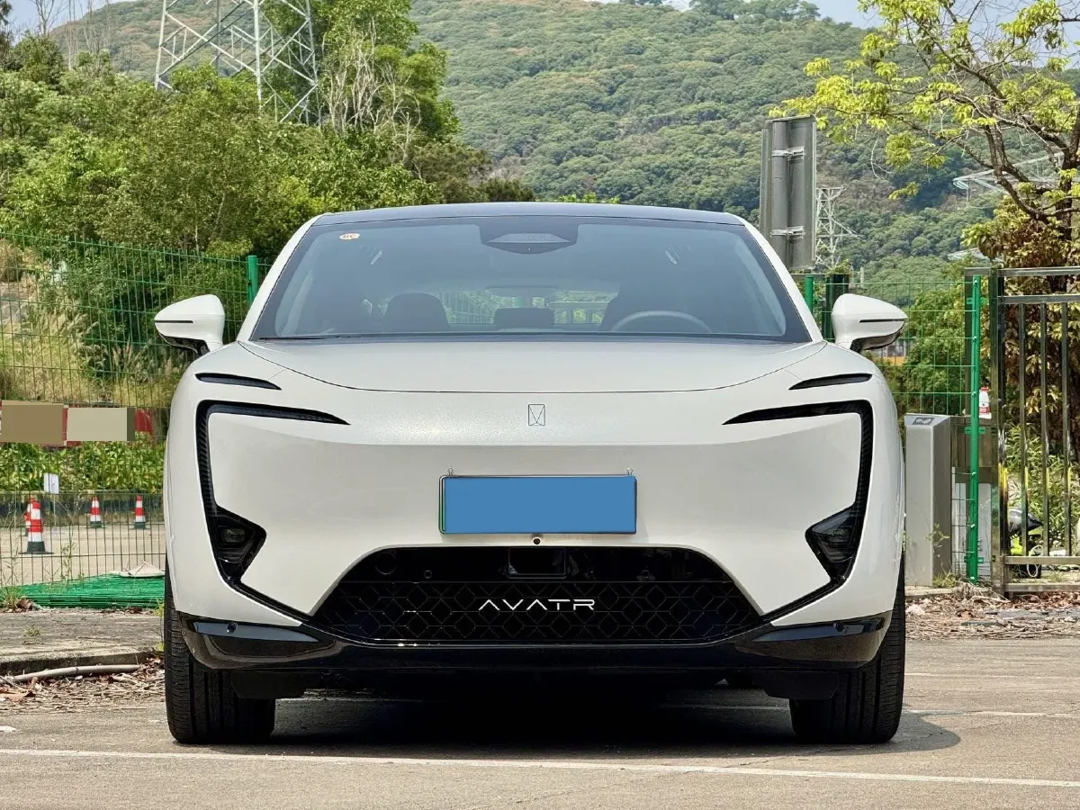2025 Avatr 11 1.5T 156HP L4 REEV 39.05KWH,autocango,china used car exporter,china ev exporter,chinese used car exporter,chinese used ev exporter