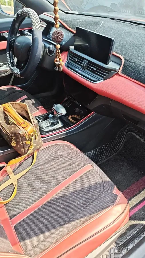 2021 DongFeng Aeolus YiXuan 1.5T 150HP L4 6DCT,autocango,china used car exporter,china ev exporter,chinese used car exporter,chinese used ev exporter