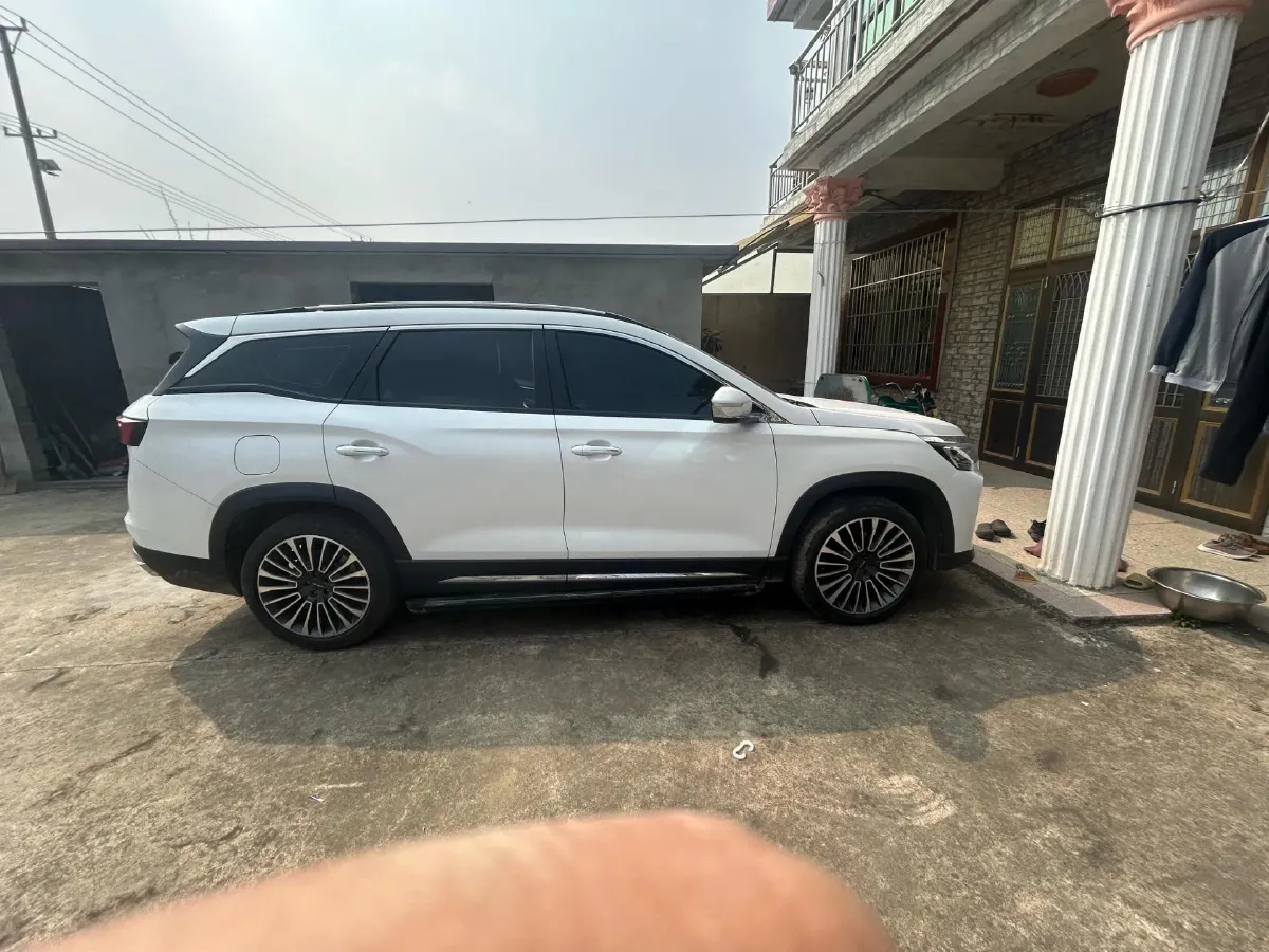 2022 Jetour X90 2.0T 254HP L4 7DCT,autocango,china used car exporter,china ev exporter,chinese used car exporter,chinese used ev exporter