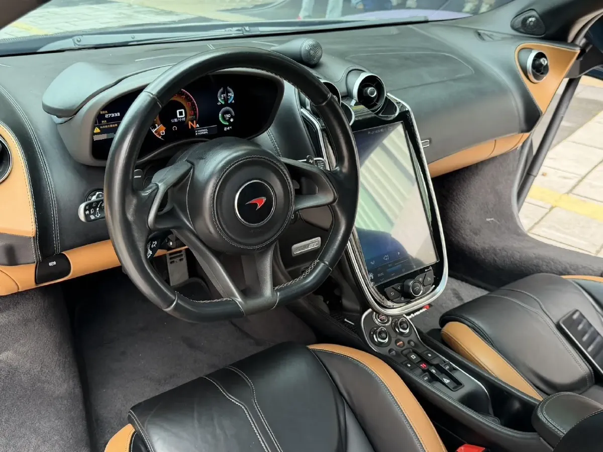 2015 McLaren 570 3.8T 570HP V8 7DCT,autocango,china used car exporter,china ev exporter,chinese used car exporter,chinese used ev exporter