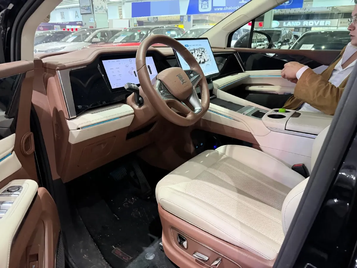 2025 BYD Xia 1.5T 156HP L4 E-CVT PHEV 20.39KWH,autocango,china used car exporter,china ev exporter,chinese used car exporter,chinese used ev exporter