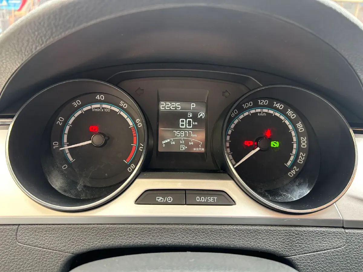 2022 Skoda Rapid 1.5L 112HP L4 6AT,autocango,china used car exporter,china ev exporter,chinese used car exporter,chinese used ev exporter