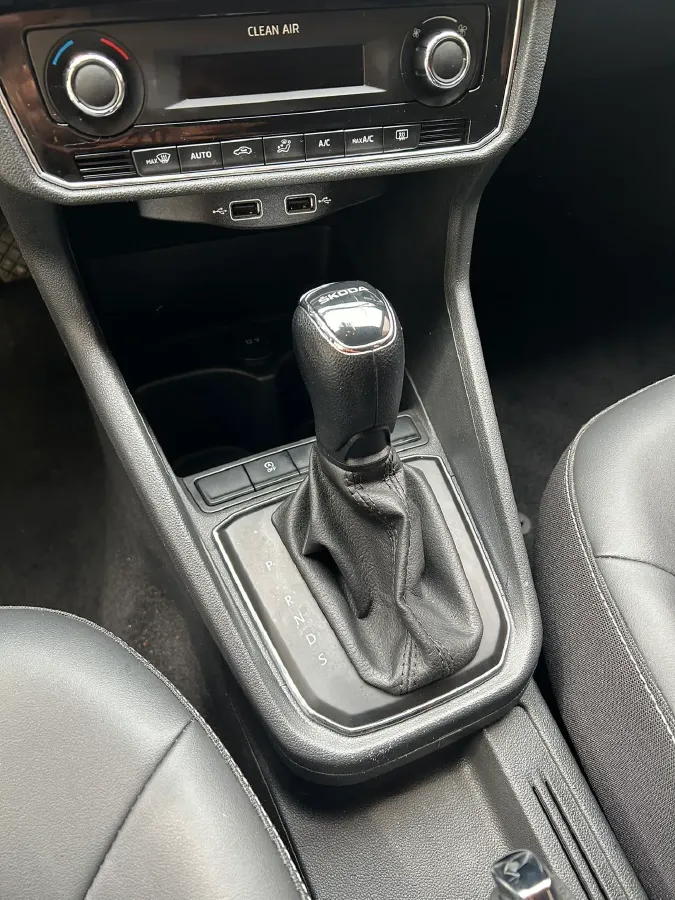 2022 Skoda Rapid 1.5L 112HP L4 6AT,autocango,china used car exporter,china ev exporter,chinese used car exporter,chinese used ev exporter