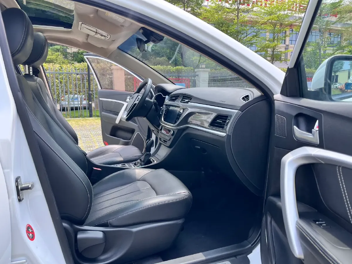 2017 Geely Emgrand 1.5L 109HP L4 CVT,autocango,china used car exporter,china ev exporter,chinese used car exporter,chinese used ev exporter