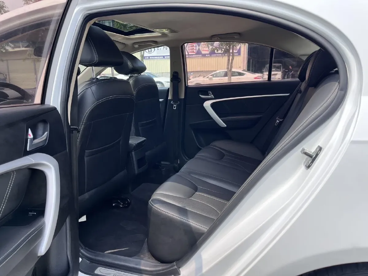 2017 Geely Emgrand 1.5L 109HP L4 CVT,autocango,china used car exporter,china ev exporter,chinese used car exporter,chinese used ev exporter