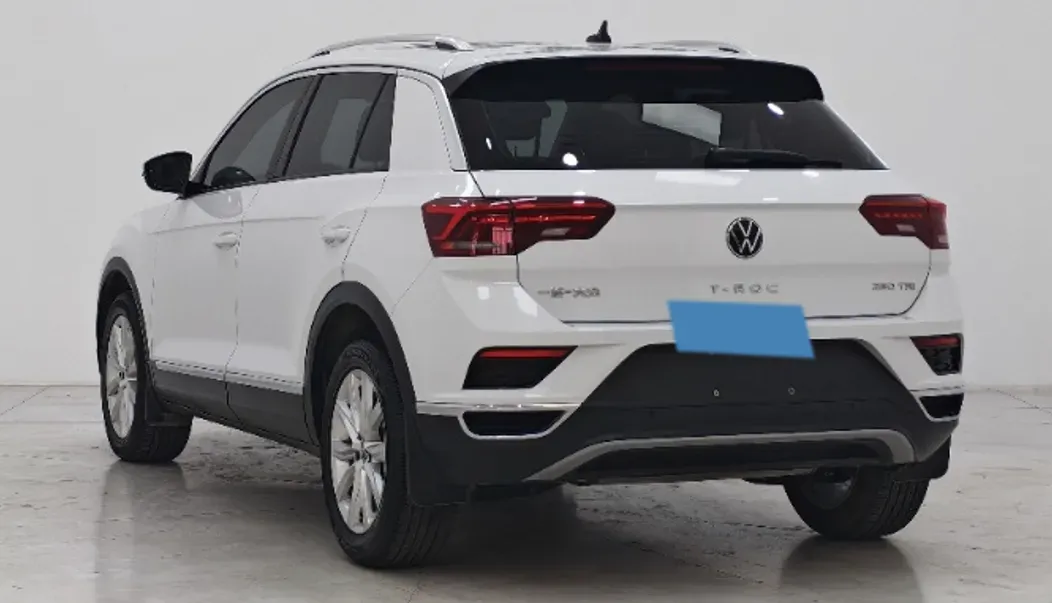 2021 Volkswagen T-Roc 1.4T 150HP L4 7DCT,autocango,china used car exporter,china ev exporter,chinese used car exporter,chinese used ev exporter