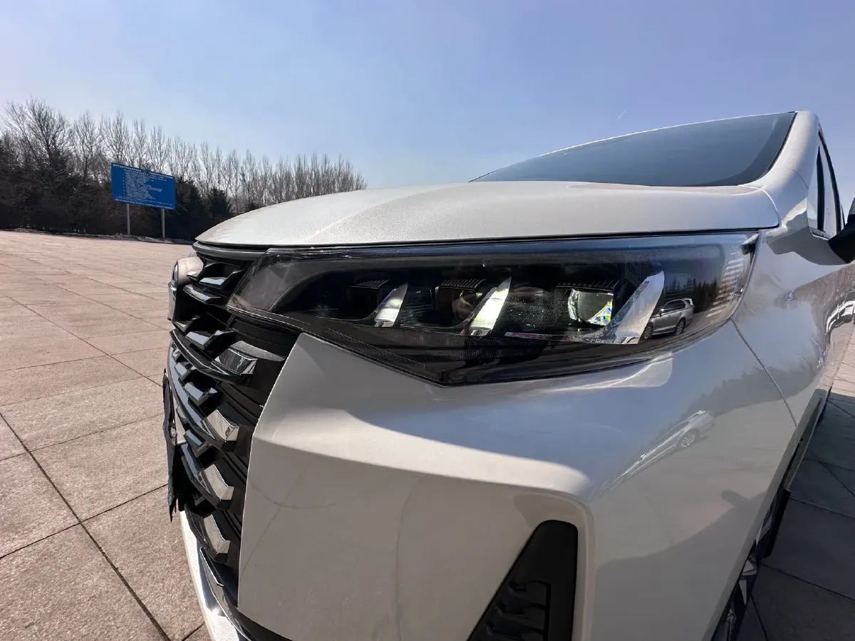 2023 GAC Trumpchi M6 1.5T 177HP L4 7DCT,autocango,china used car exporter,china ev exporter,chinese used car exporter,chinese used ev exporter