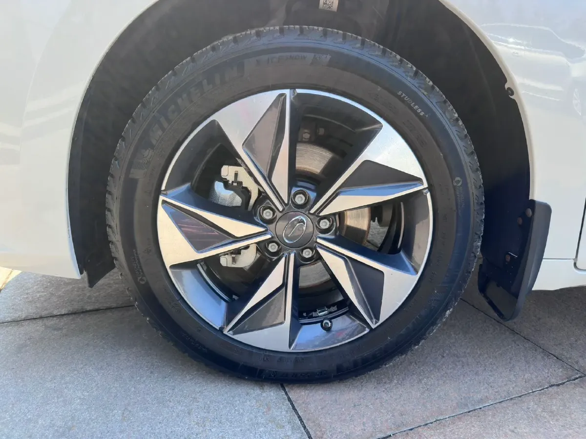 2023 GAC Trumpchi M6 1.5T 177HP L4 7DCT,autocango,china used car exporter,china ev exporter,chinese used car exporter,chinese used ev exporter