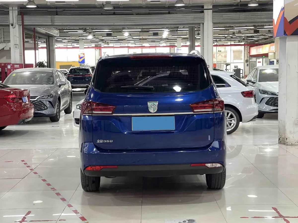 2019 BaoJun 360 1.5L 105HP L4 CVT,autocango,china used car exporter,china ev exporter,chinese used car exporter,chinese used ev exporter