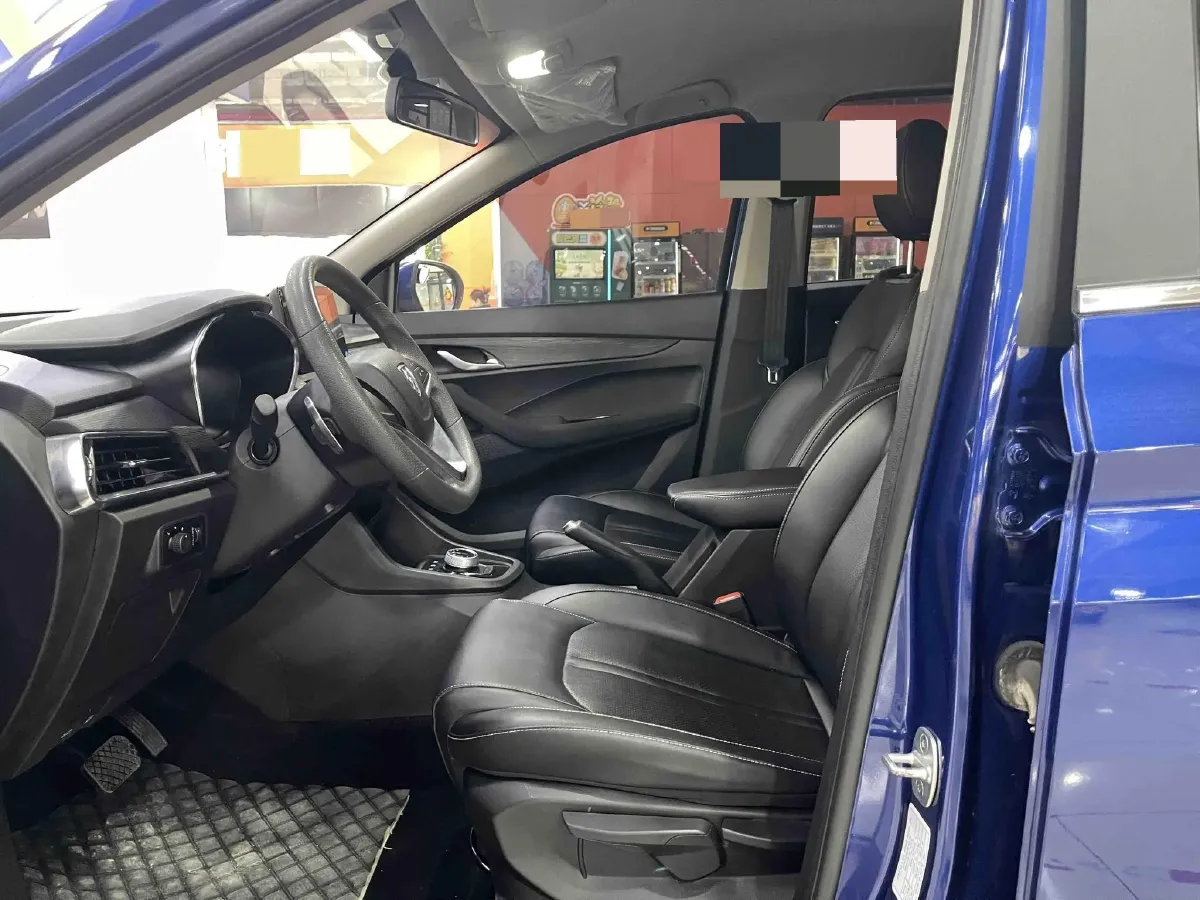 2019 BaoJun 360 1.5L 105HP L4 CVT,autocango,china used car exporter,china ev exporter,chinese used car exporter,chinese used ev exporter