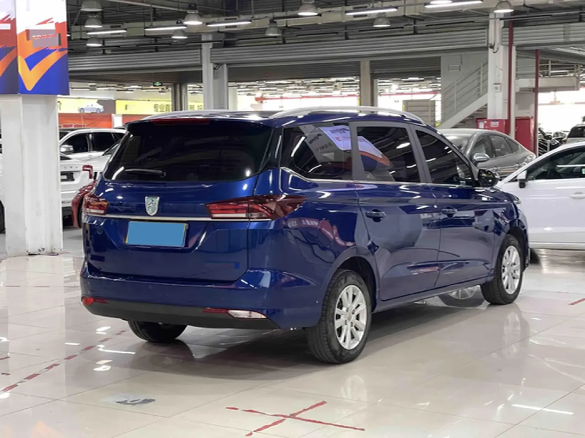 2019 BaoJun 360 1.5L 105HP L4 CVT,autocango,china used car exporter,china ev exporter,chinese used car exporter,chinese used ev exporter