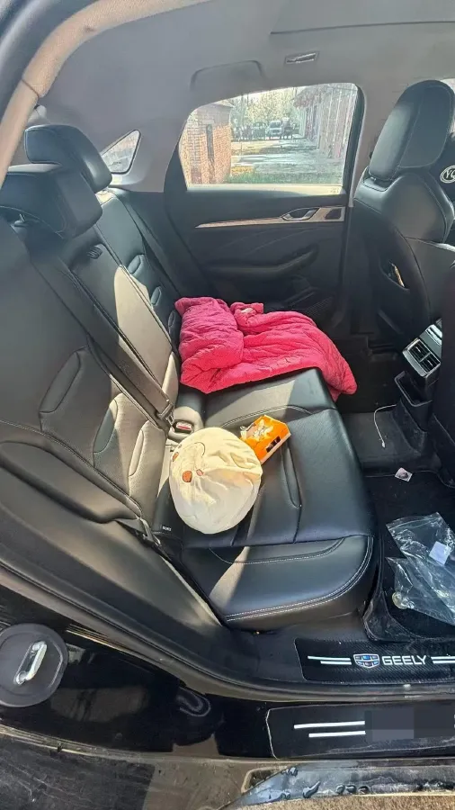 2021 Geely Preface 2.0T 190HP L4 7DCT,autocango,china used car exporter,china ev exporter,chinese used car exporter,chinese used ev exporter