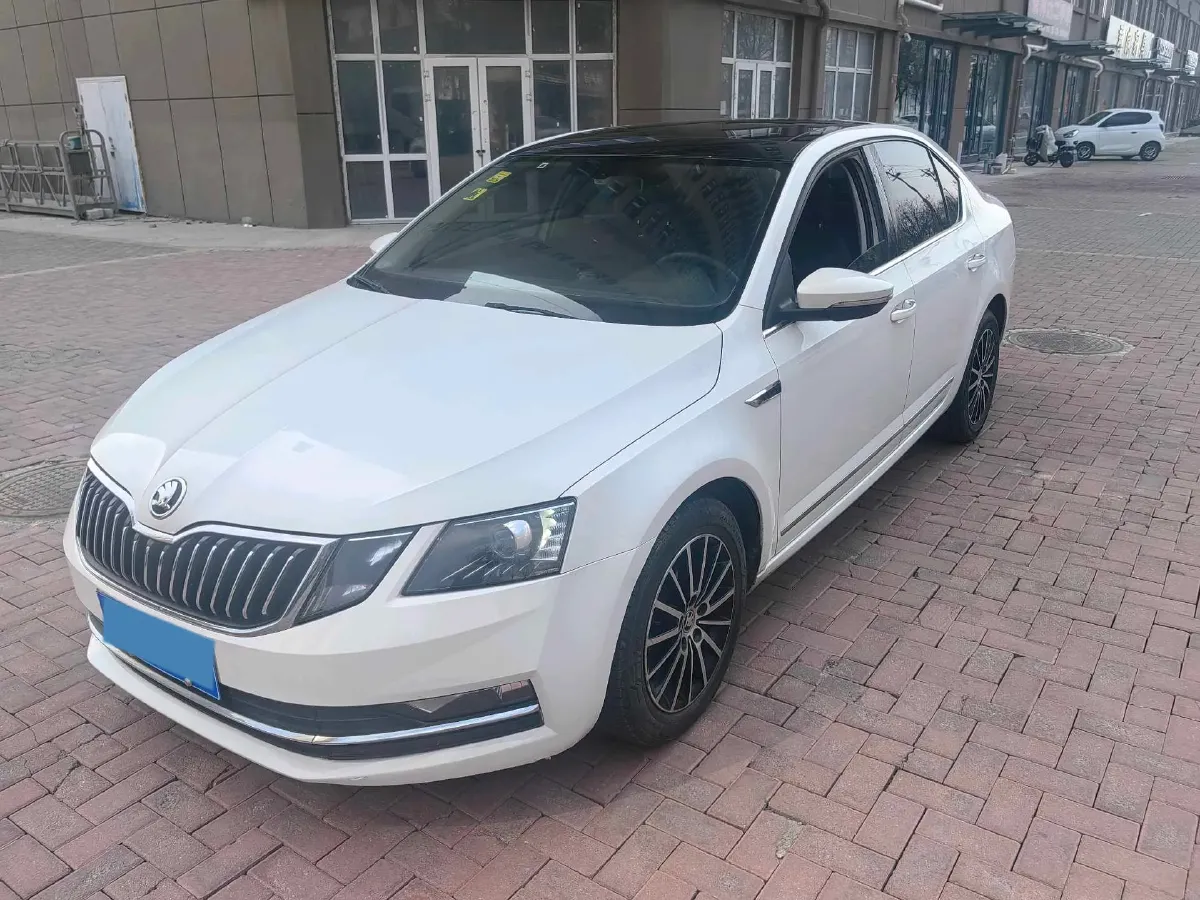 2018 Skoda Octavia 1.6L 110HP L4 6AT,autocango,china used car exporter,china ev exporter,chinese used car exporter,chinese used ev exporter