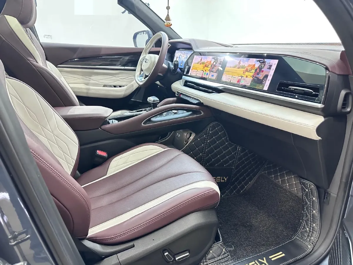 2021 Geely Monjaro 2.0T 218HP L4 7DCT,autocango,china used car exporter,china ev exporter,chinese used car exporter,chinese used ev exporter