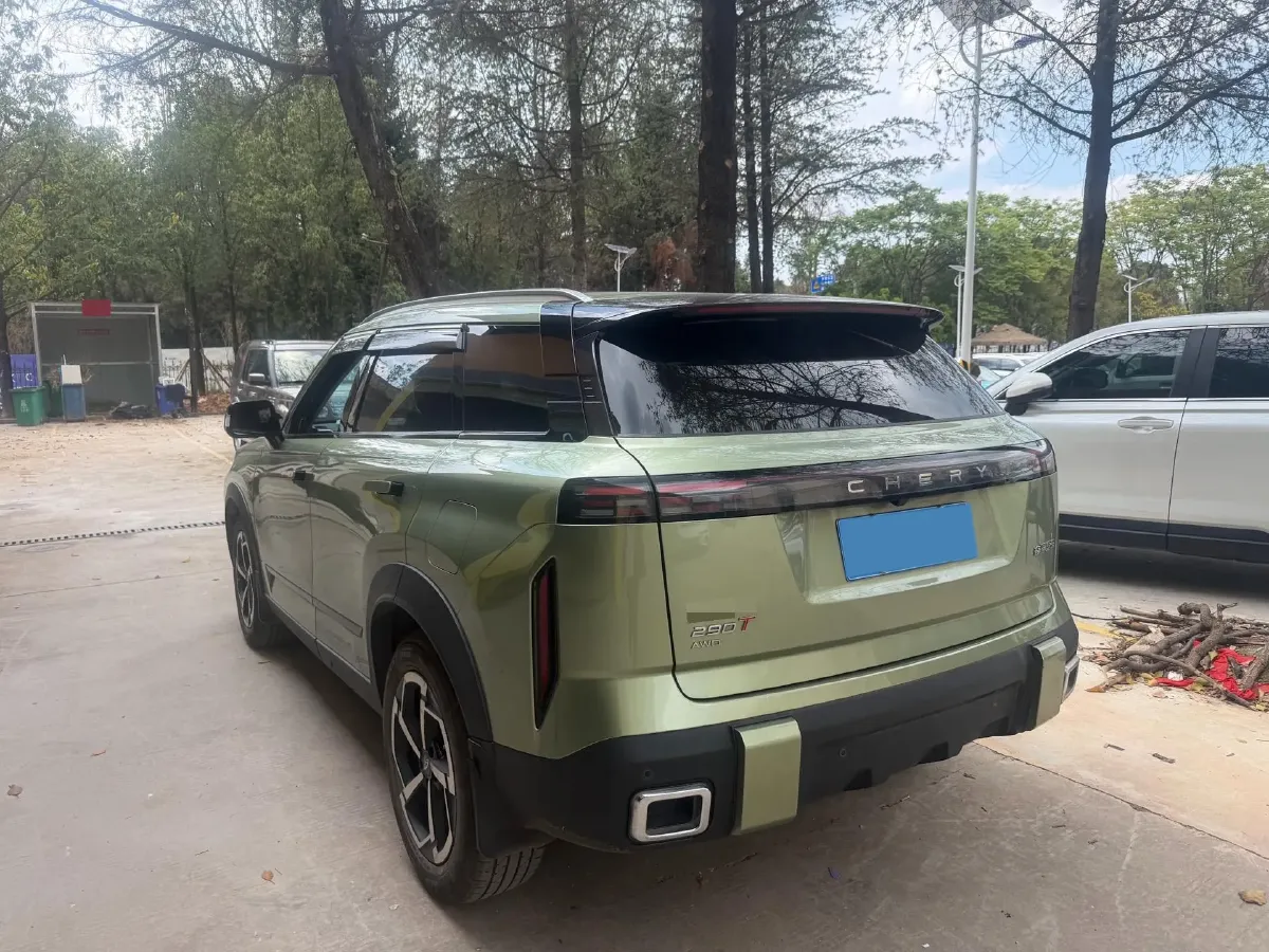 2023 Chery Exploration 06 1.6T 197HP L4 7DCT,autocango,china used car exporter,china ev exporter,chinese used car exporter,chinese used ev exporter