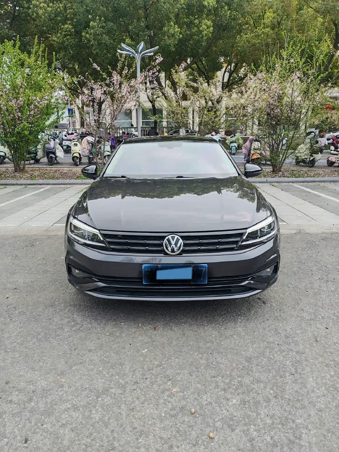 2021 Volkswagen Lamando 1.4T 150HP L4 7DCT,autocango,china used car exporter,china ev exporter,chinese used car exporter,chinese used ev exporter
