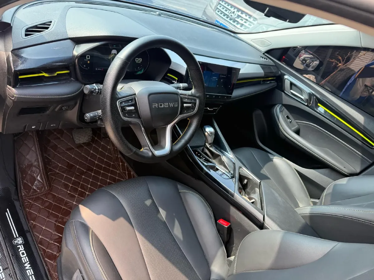 2021 Roewe i5 1.5L 120HP L4 CVT,autocango,china used car exporter,china ev exporter,chinese used car exporter,chinese used ev exporter