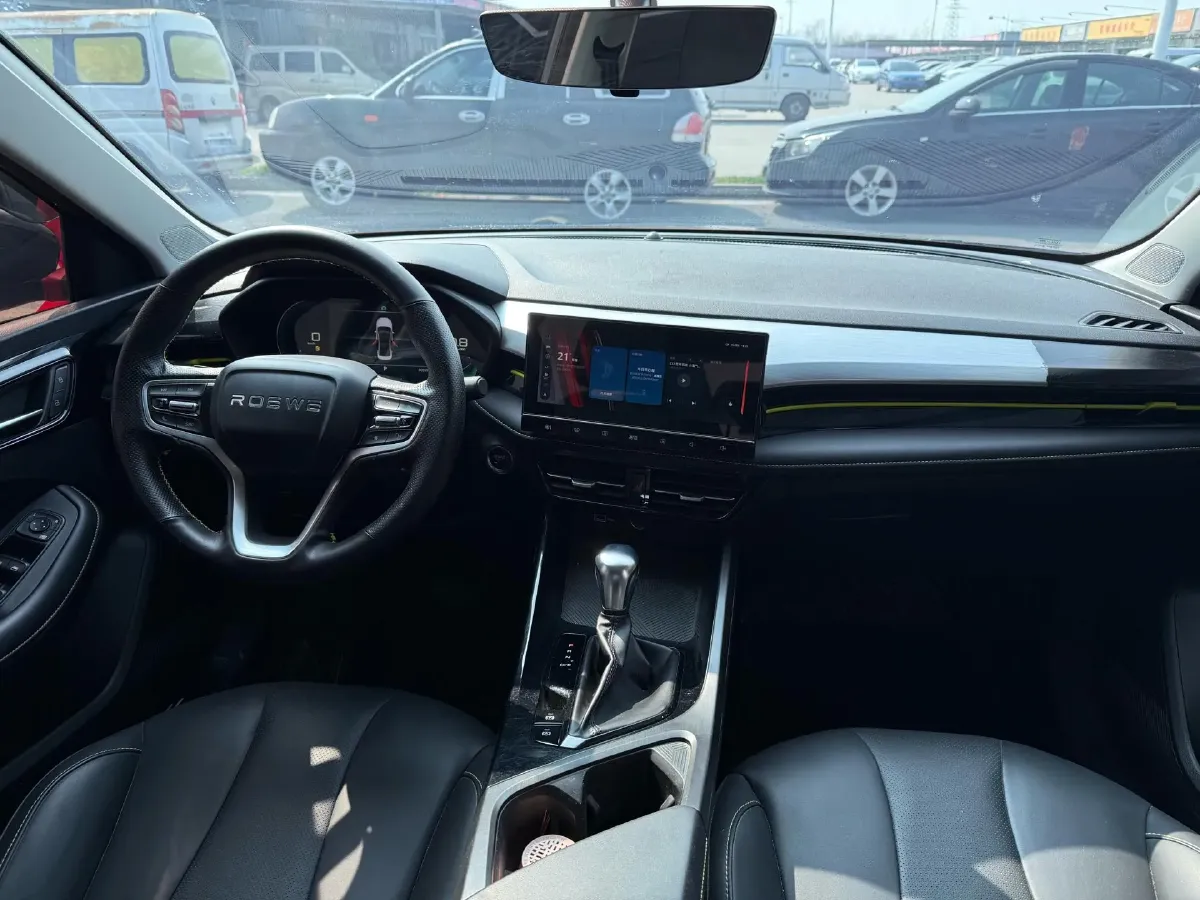 2021 Roewe i5 1.5L 120HP L4 CVT,autocango,china used car exporter,china ev exporter,chinese used car exporter,chinese used ev exporter