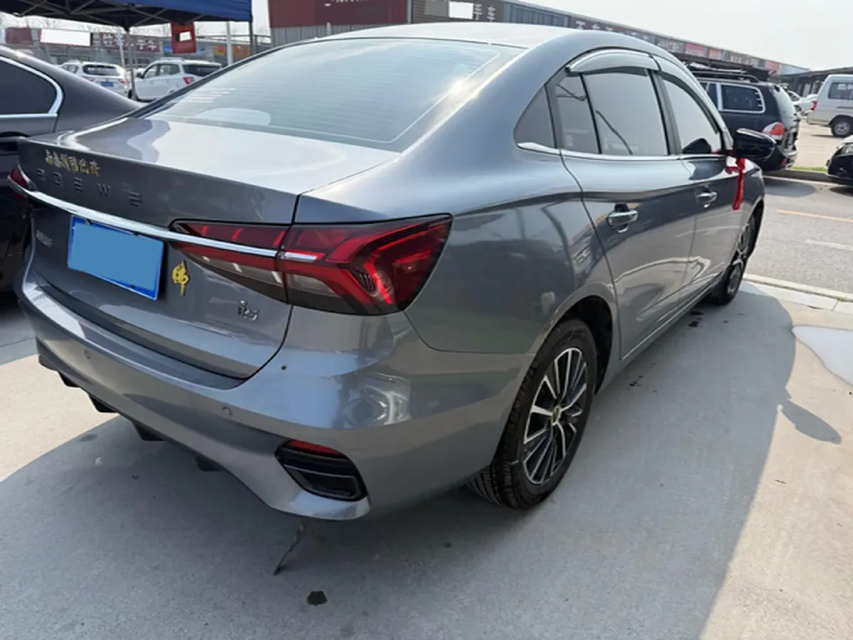 2021 Roewe i5 1.5L 120HP L4 CVT,autocango,china used car exporter,china ev exporter,chinese used car exporter,chinese used ev exporter