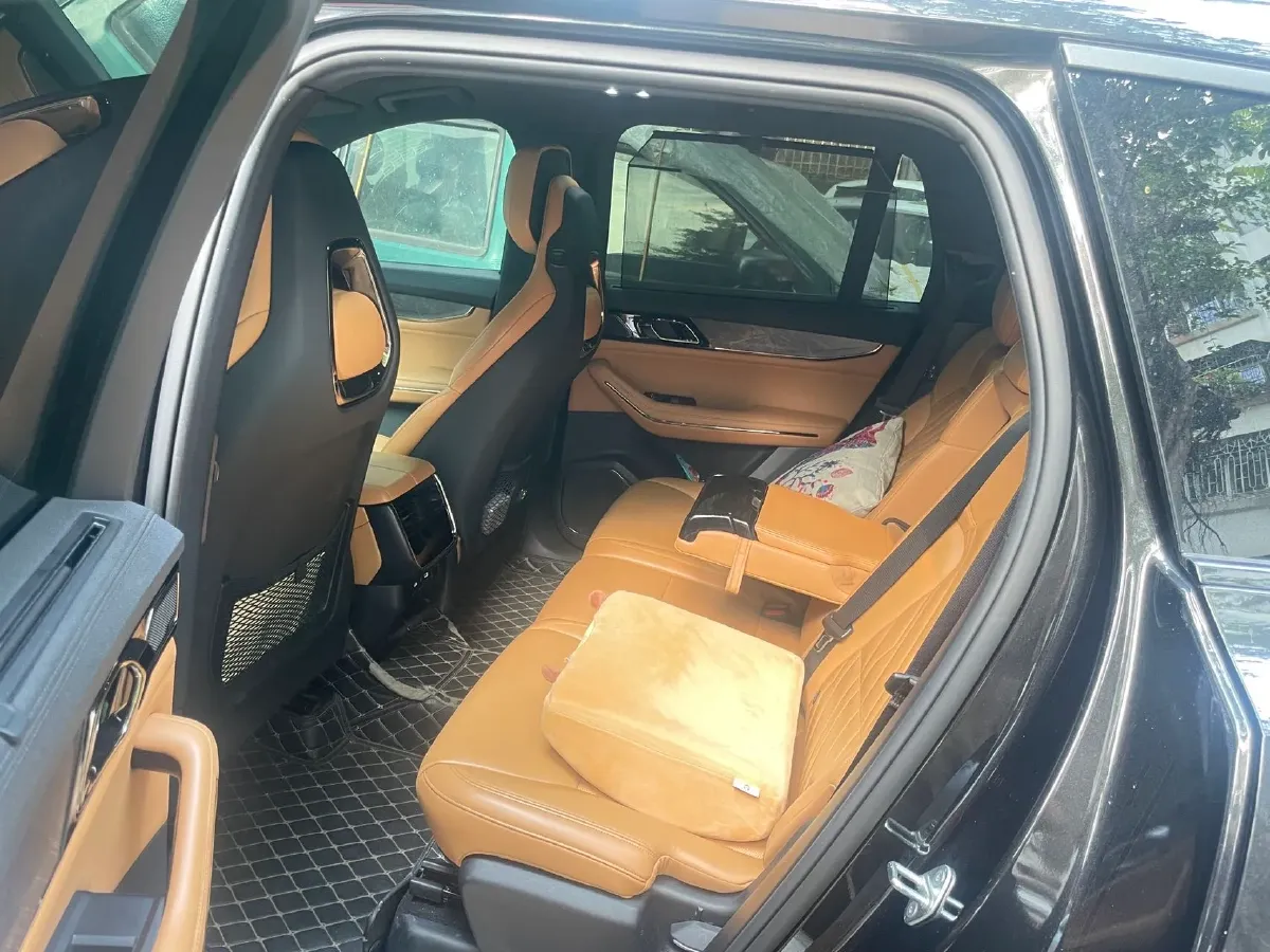 2021 Buick GL8 2.0T 237HP L4 9AT,autocango,china used car exporter,china ev exporter,chinese used car exporter,chinese used ev exporter