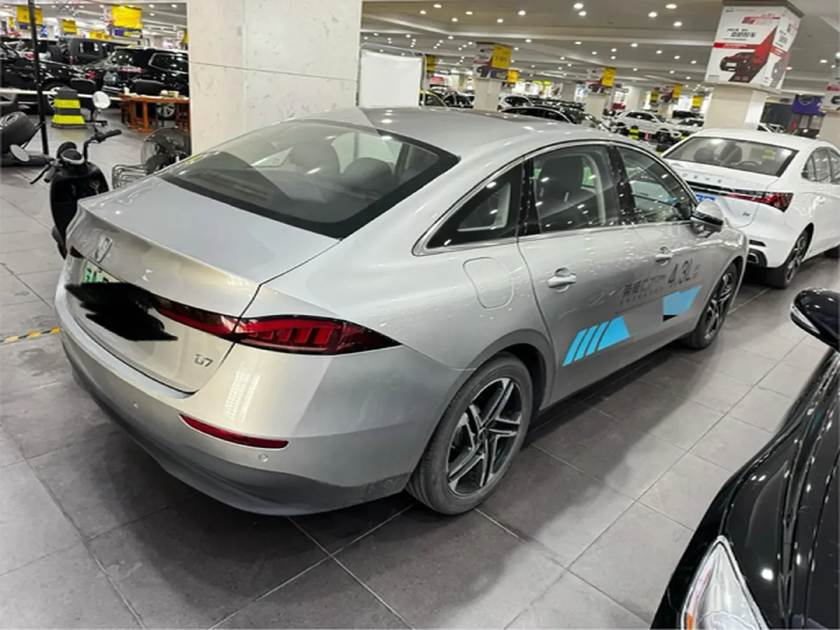 2023 Roewe D7 1.5L 112HP L4 1DHT PHEV 21.4KWH,autocango,china used car exporter,china ev exporter,chinese used car exporter,chinese used ev exporter