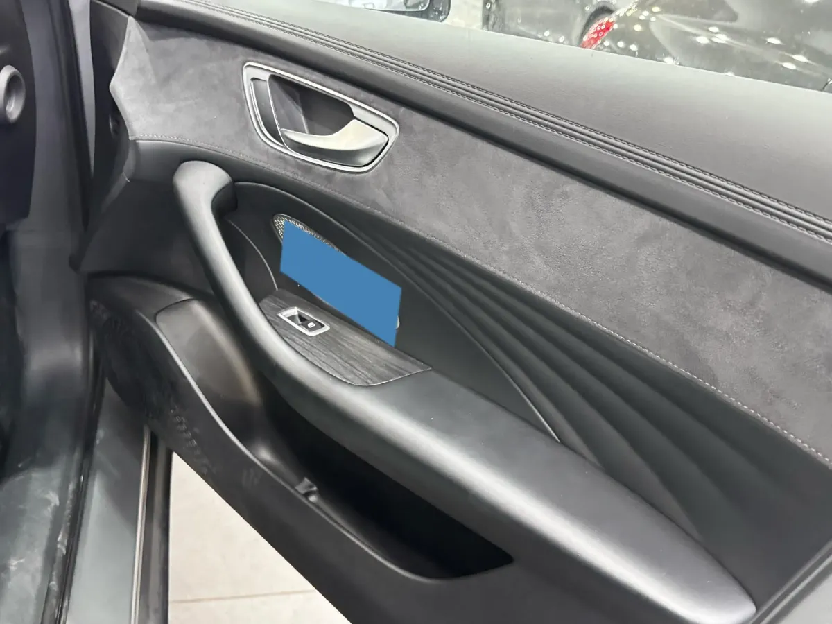 2023 Roewe D7 1.5L 112HP L4 1DHT PHEV 21.4KWH,autocango,china used car exporter,china ev exporter,chinese used car exporter,chinese used ev exporter