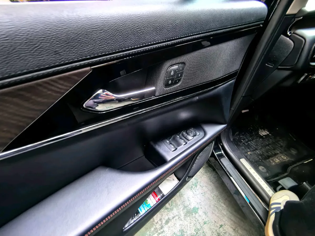 2021 Lincoln Nautilus 2.0T 245HP L4 8AT,autocango,china used car exporter,china ev exporter,chinese used car exporter,chinese used ev exporter