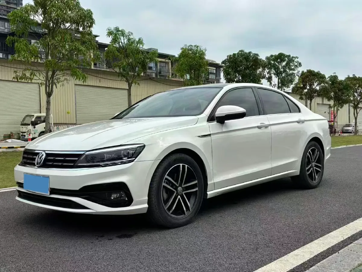 2019 Volkswagen Passat 1.4T 150HP L4 7DCT,autocango,china used car exporter,china ev exporter,chinese used car exporter,chinese used ev exporter