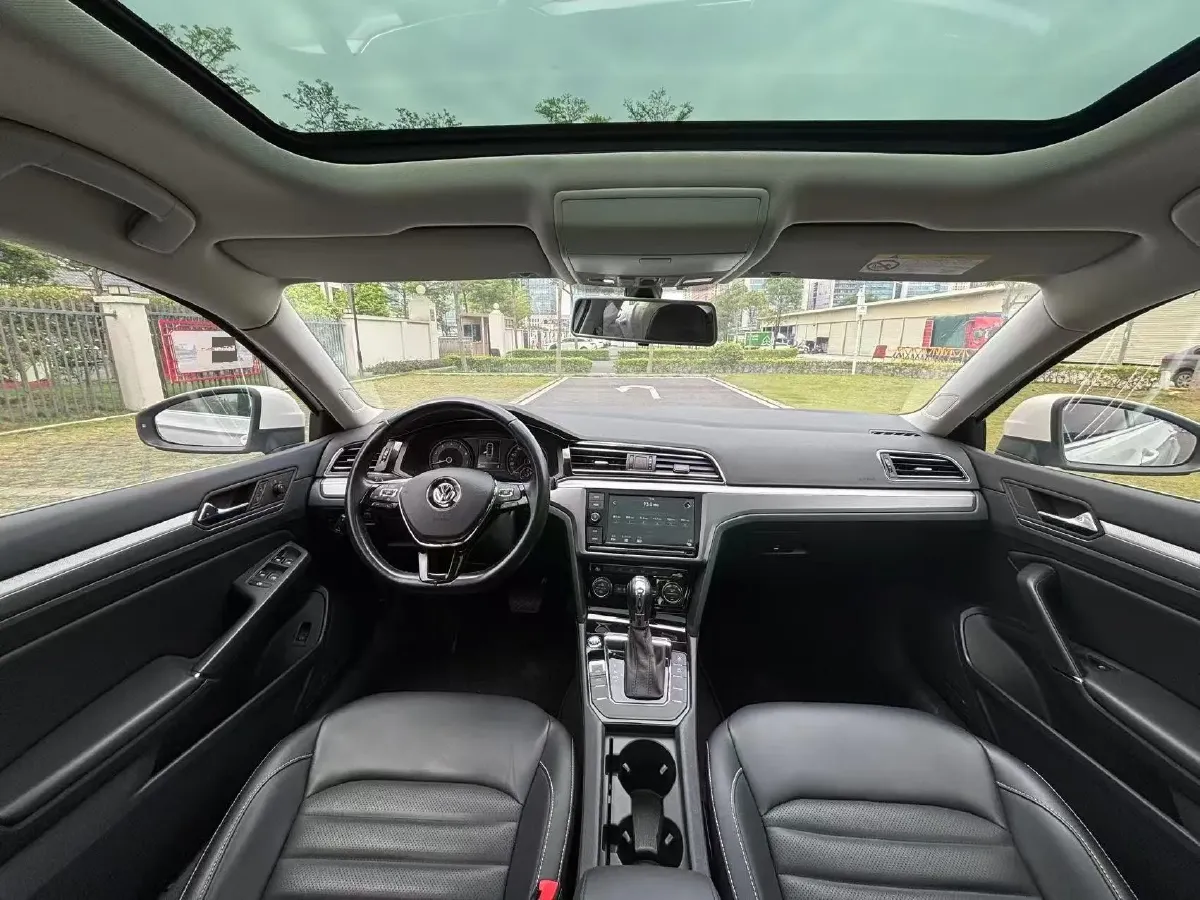 2019 Volkswagen Passat 1.4T 150HP L4 7DCT,autocango,china used car exporter,china ev exporter,chinese used car exporter,chinese used ev exporter