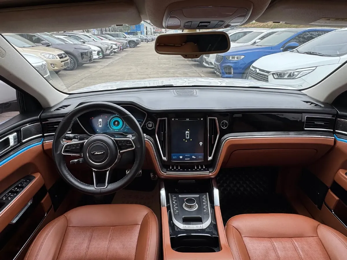 2018 Zotye T700 1.8T 177HP L4 6DCT,autocango,china used car exporter,china ev exporter,chinese used car exporter,chinese used ev exporter